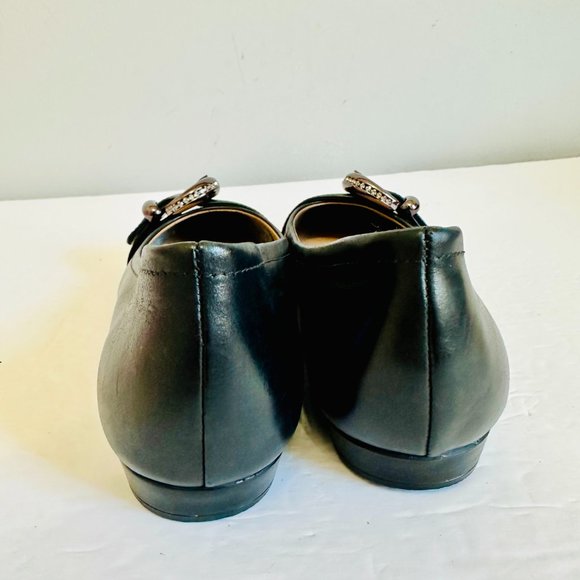 NWOT NATURALIZER POLLY BLACK LEATHER RHINESTONE GUNMETAL BUCKLE FLATS SHOES - Picture 4 of 8